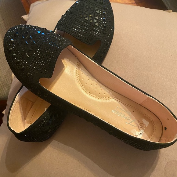 Very cute black sparkly flats well made - Picture 7 of 9